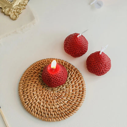 1PC/4PCS Strawberry Decorative Aromatic Candles